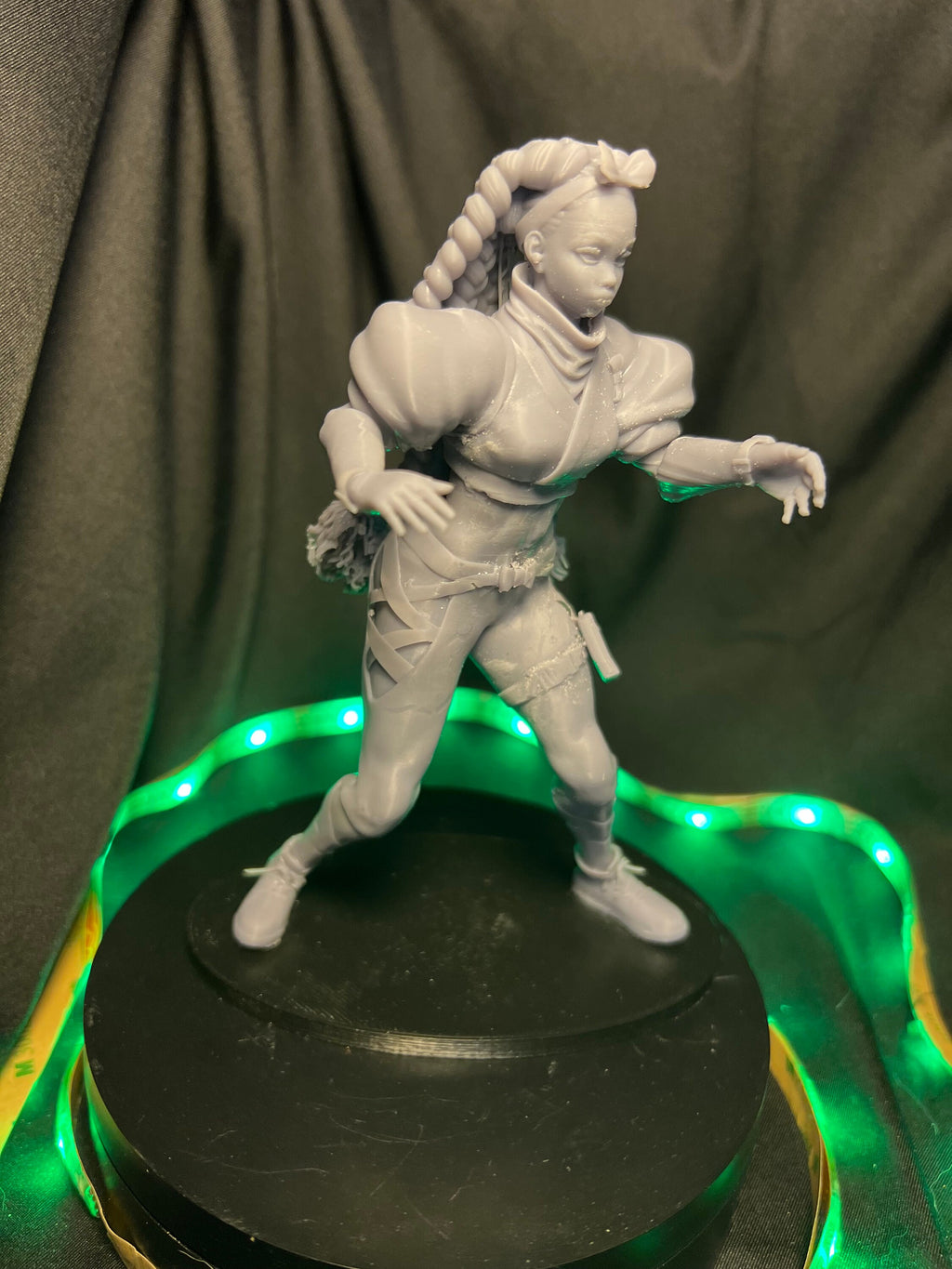 Kimberly Fighting Girl Figure / Woman with Braids from Street Fighter
