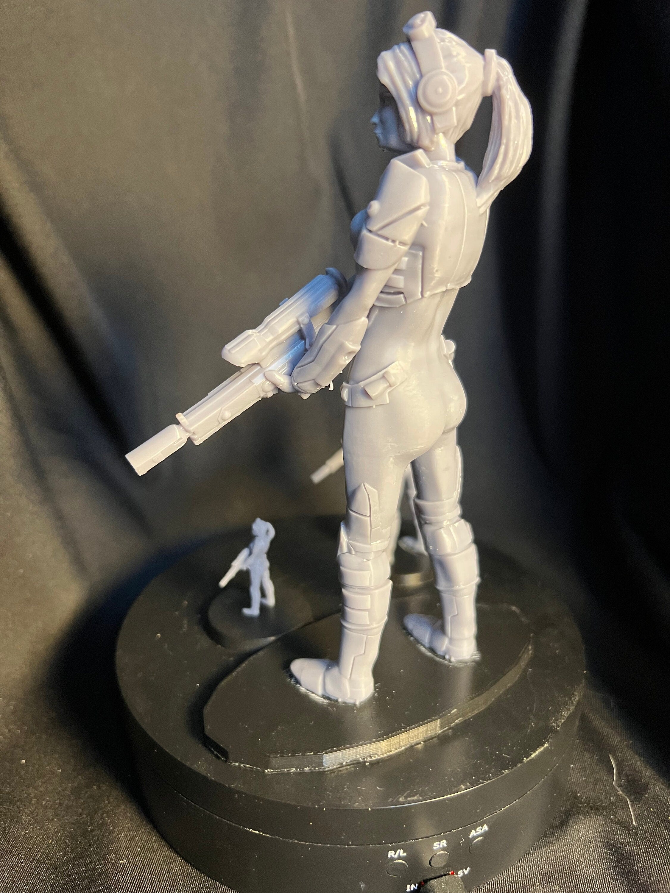 Space Trooper Woman Model / Science Fiction Solider Female Figure