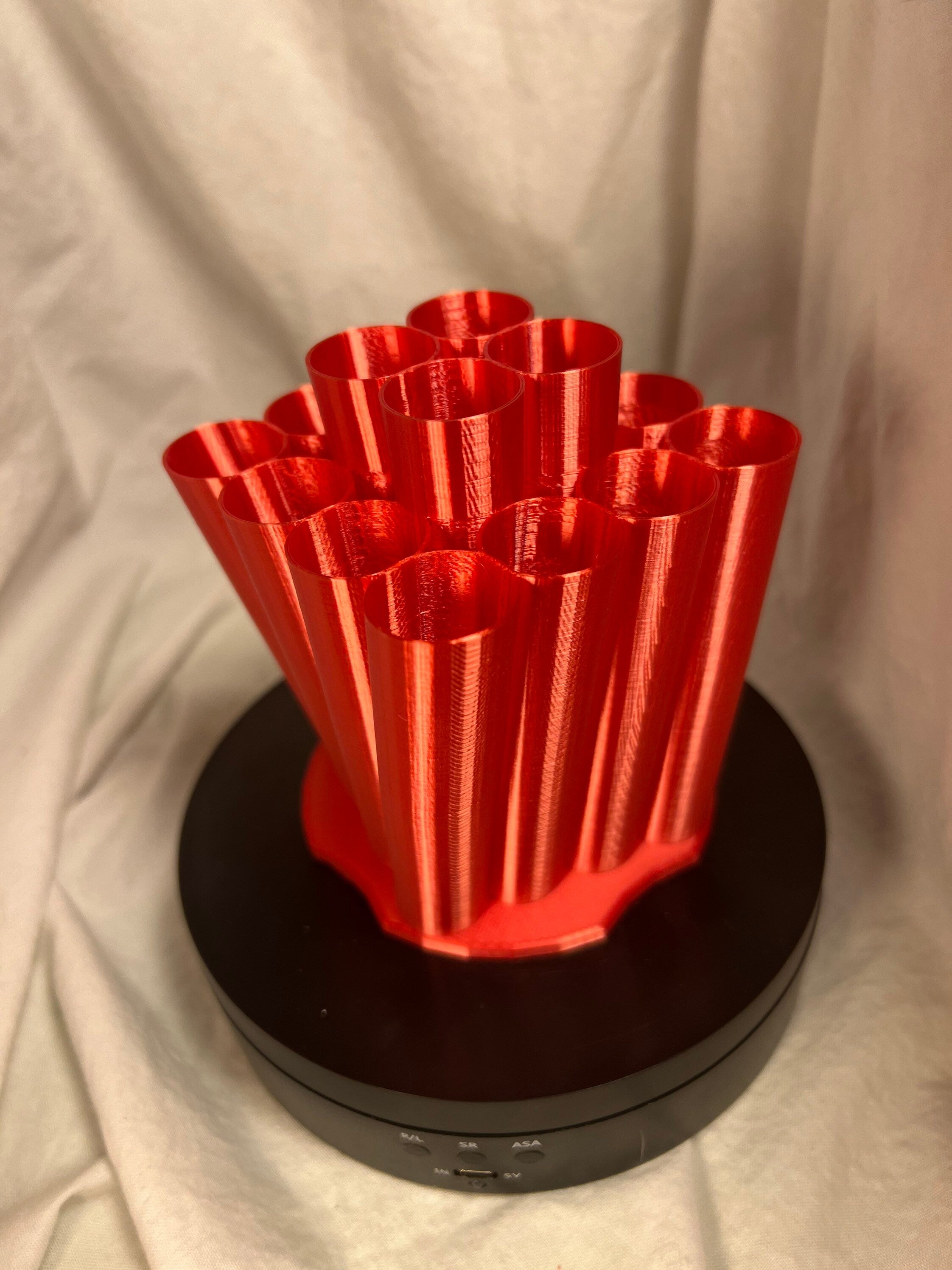 Tubular Multi-section Brush Holder