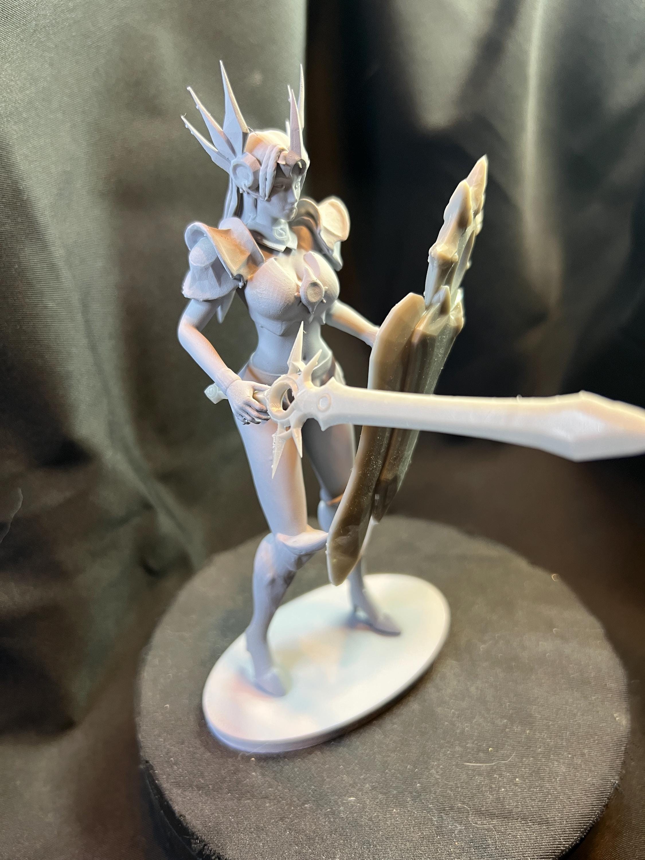 Sexy Knight – Sword and Shield Warrior Figure