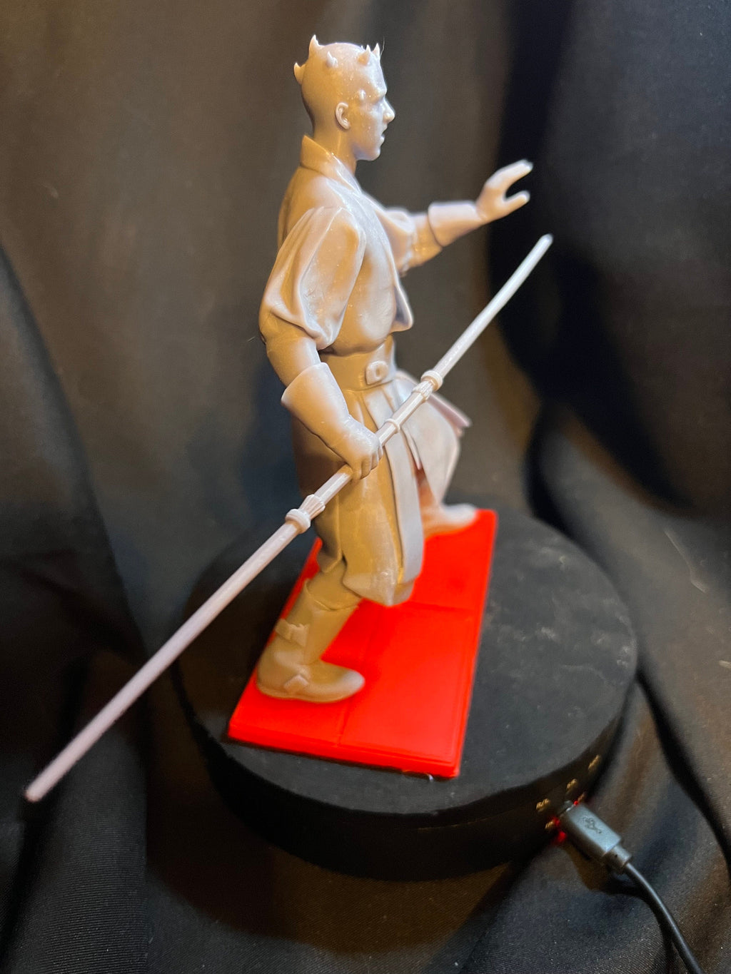 Bad Ass Alien Space Warrior / Dark Side Figure