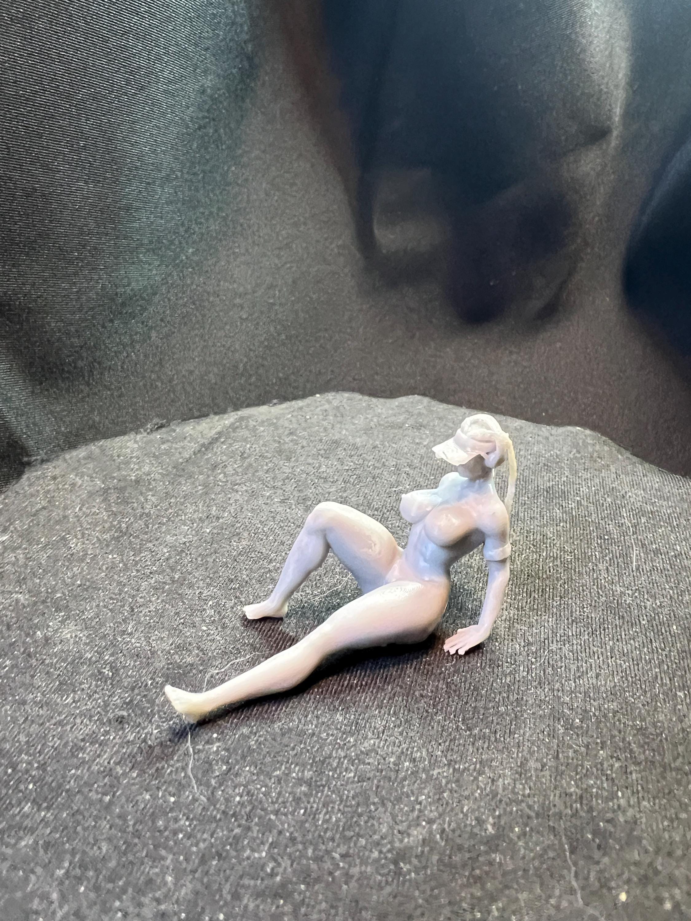 Curvy Nude Woman Loba Reclining