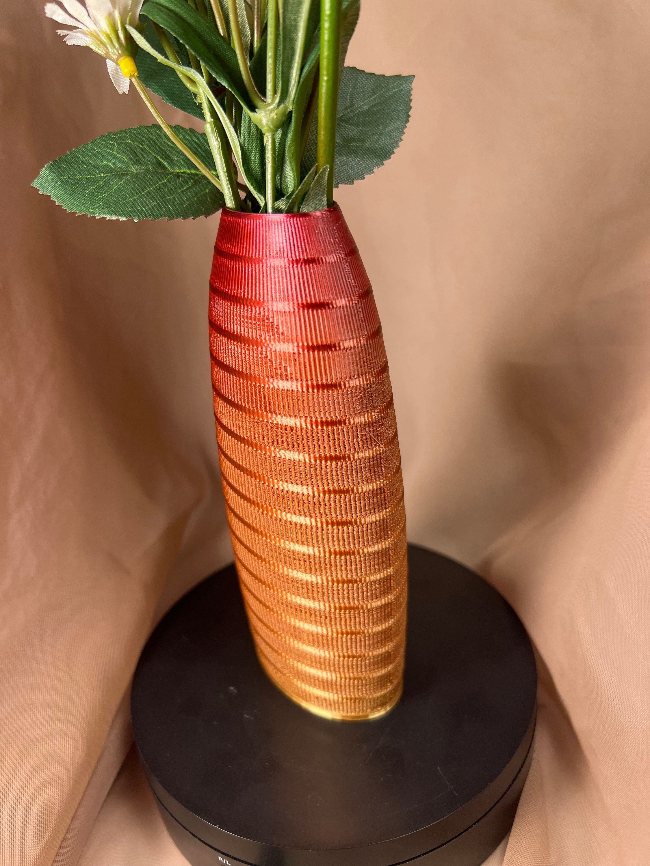Decorative Mesh Vase / Oval Shaped Vase