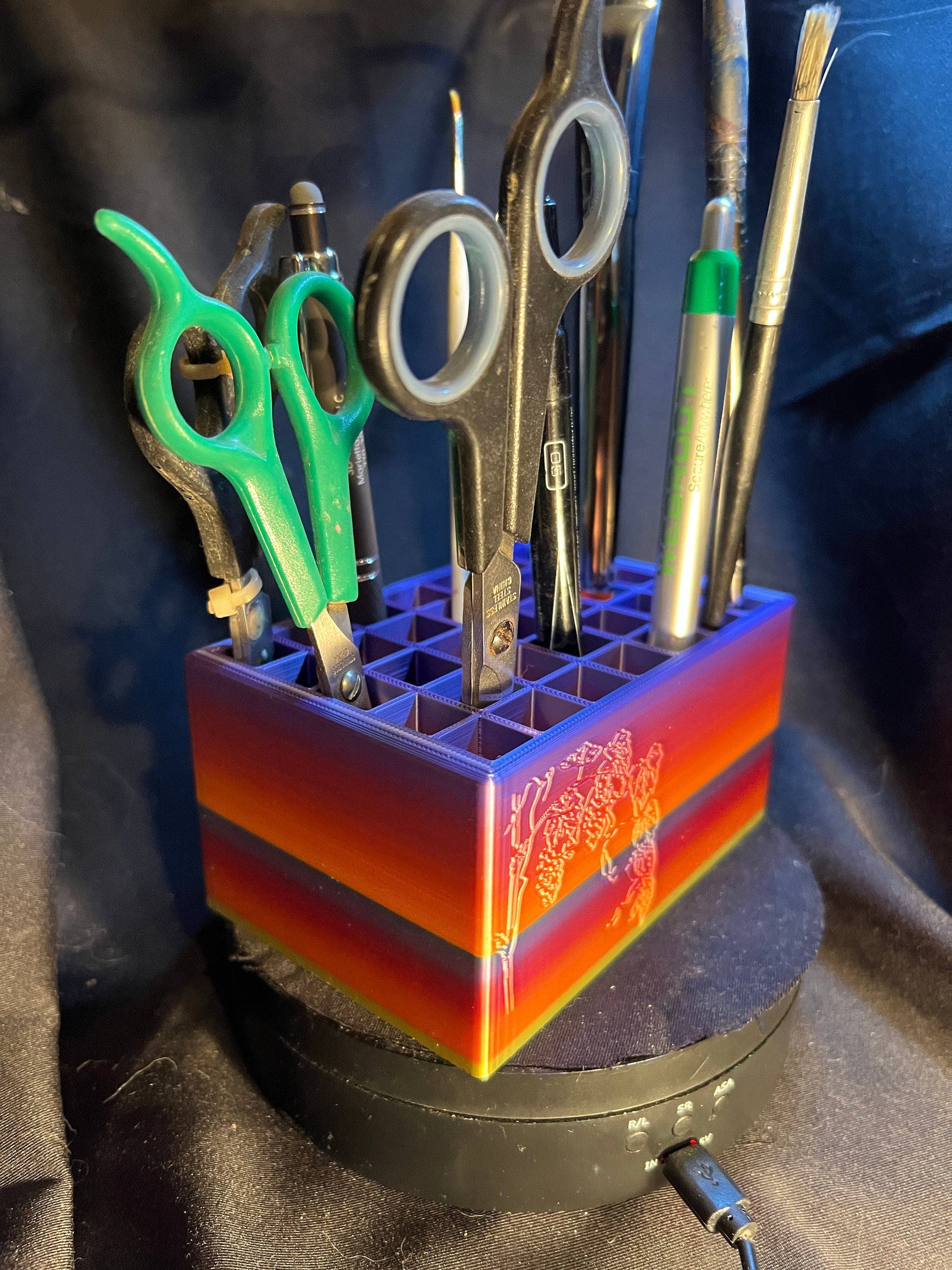 Brush and Tool Holder with Vine Embossing