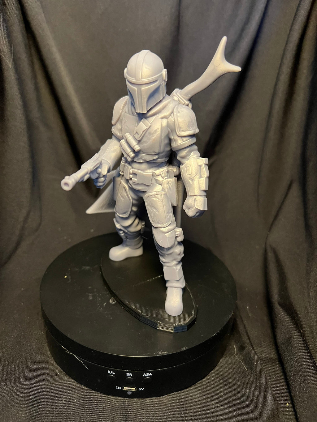 Mandalorian / Male Space Bounty Hunter