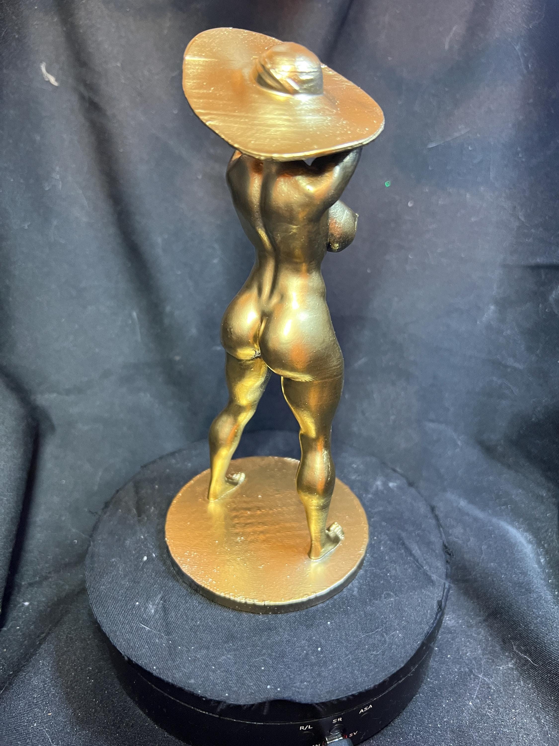 Sexy Game Mommy Alcina Figure