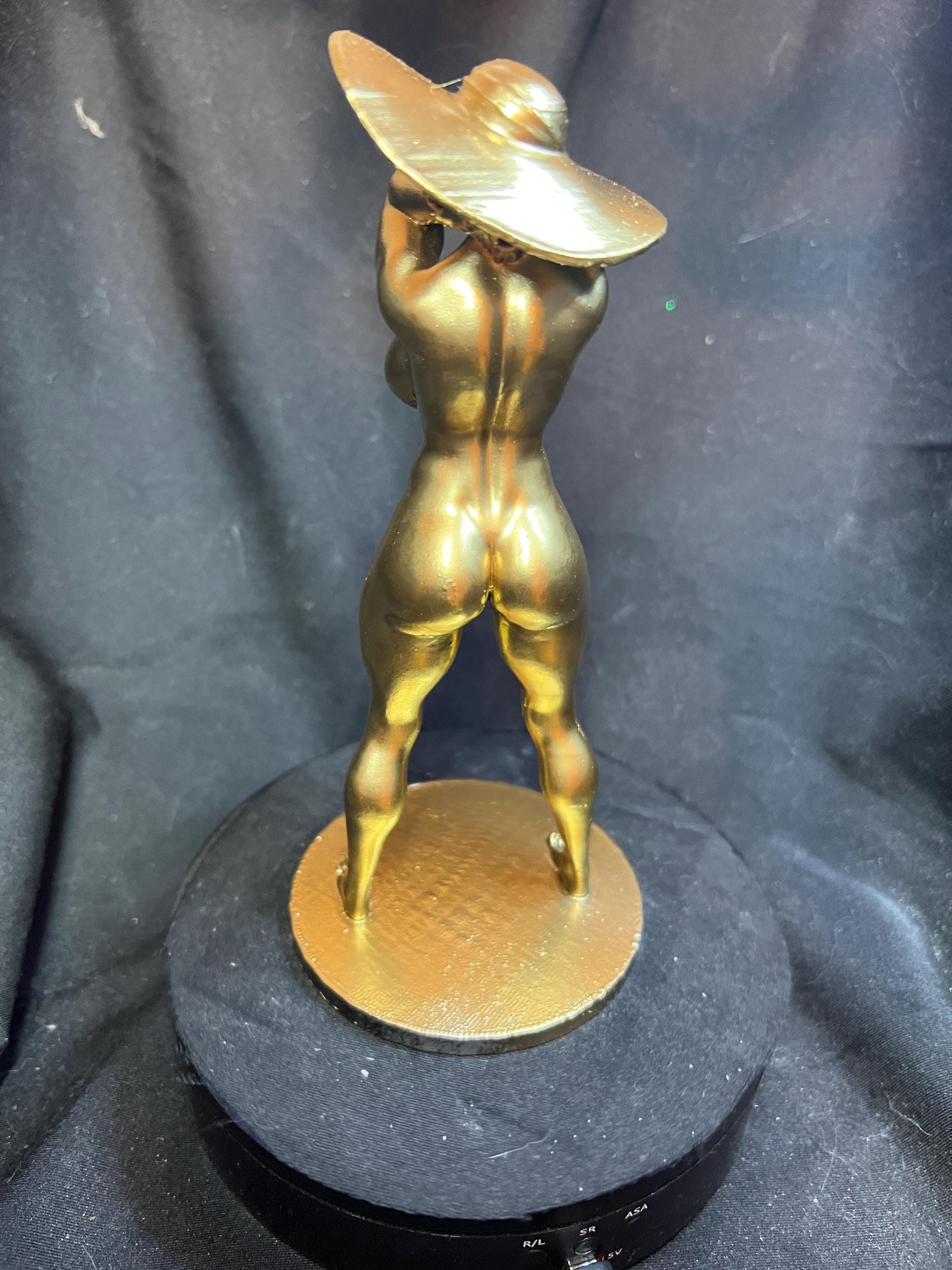 Sexy Game Mommy Alcina Figure