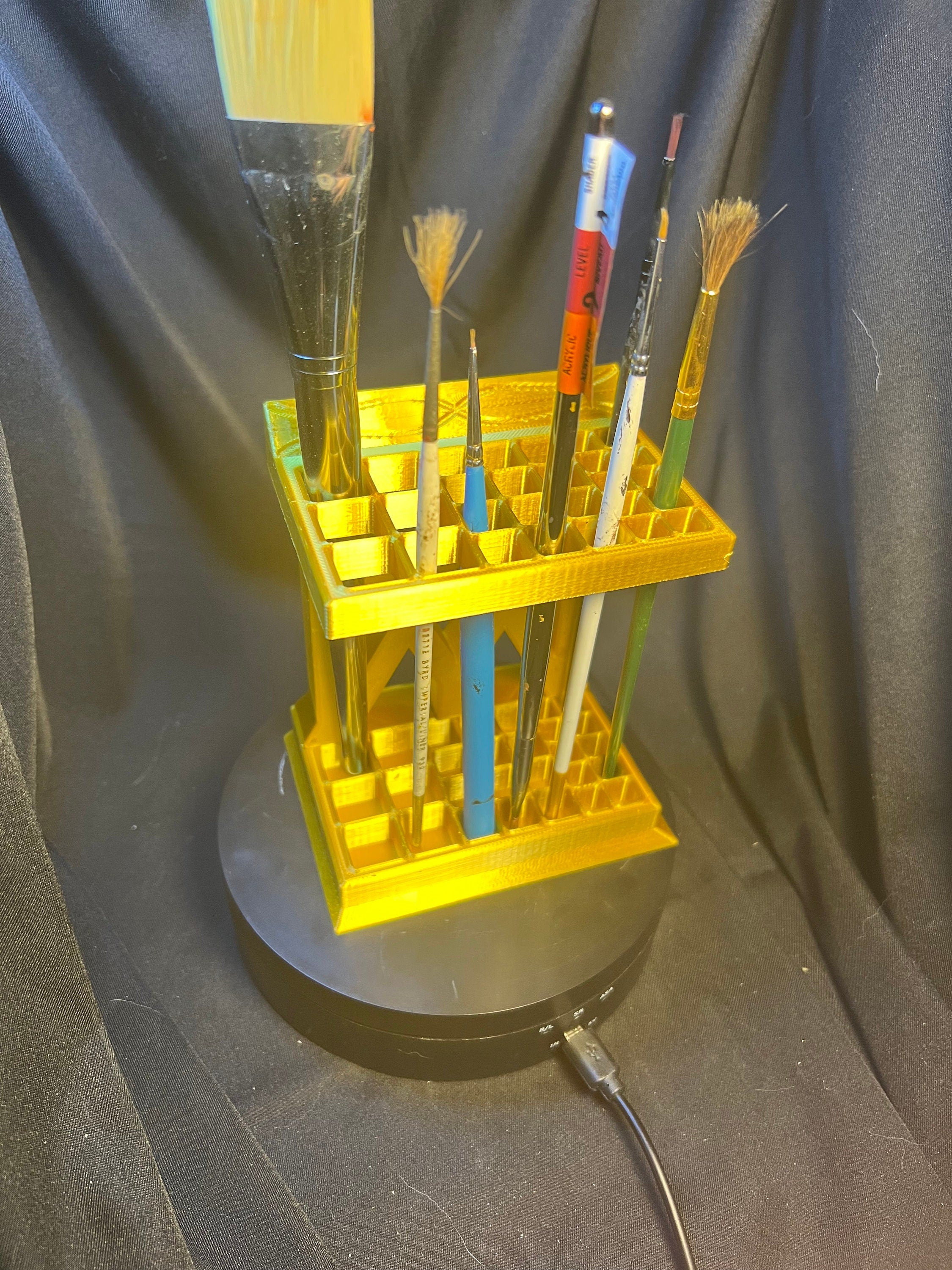 Scaffold Brush Holder